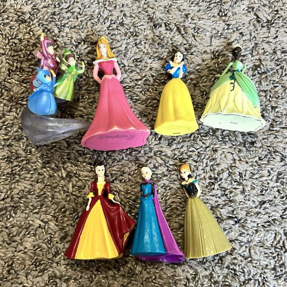Disney Princess Action Figures/Cake Toppers - Picture 1 of 13